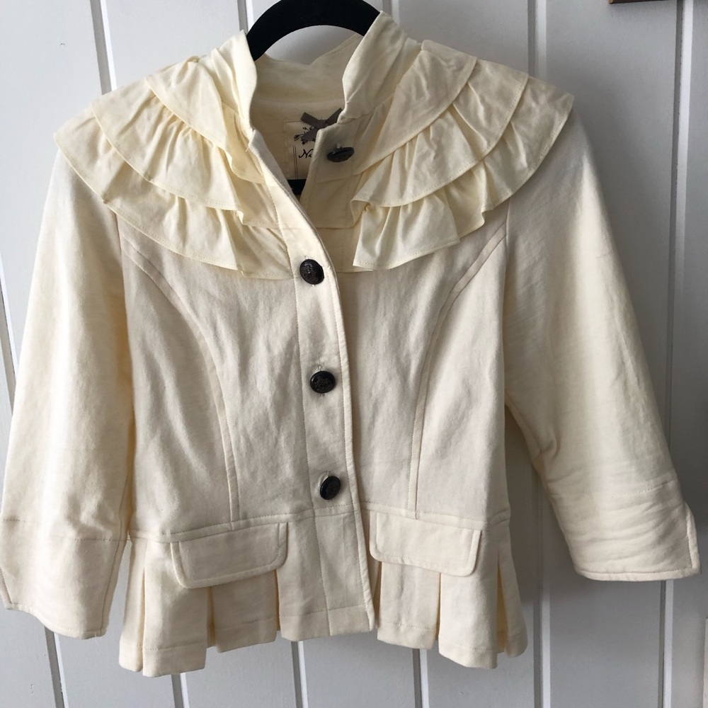 Cream cropped Blazer Jacket
